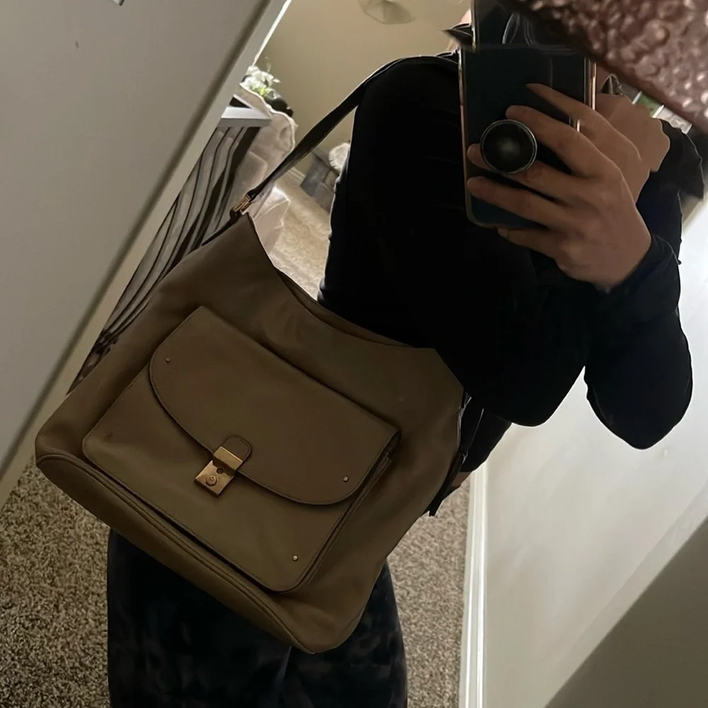 Vintage Tory Burch soft leather shoulder bag